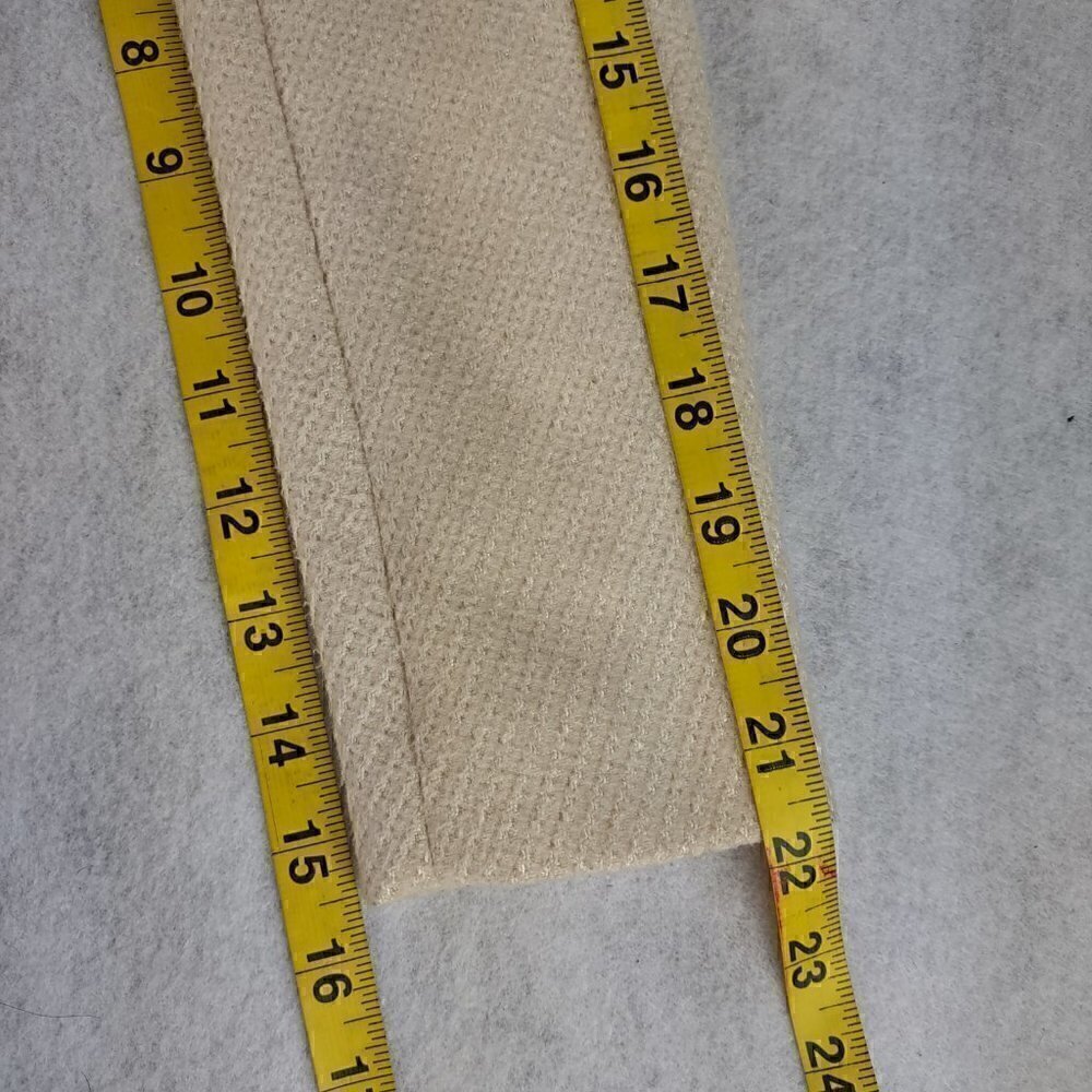 BCBGMaxAzria 100% Wool Cream One Button Blazer With Faux Pockets. Size 2 - Picture 10 of 12